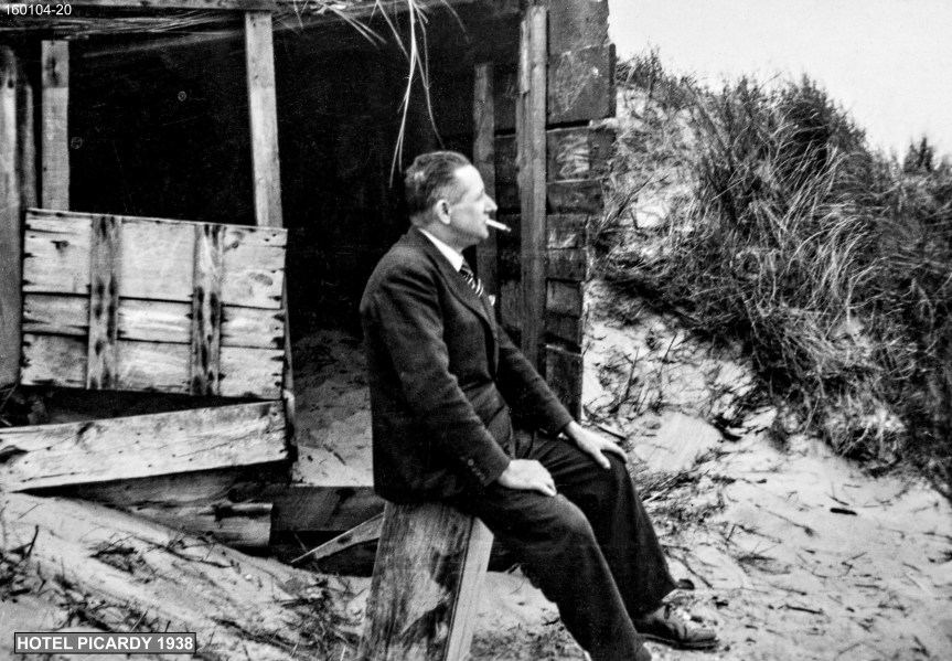 Scanned 3P Photographs (160104) : Hotel Picardy 1938