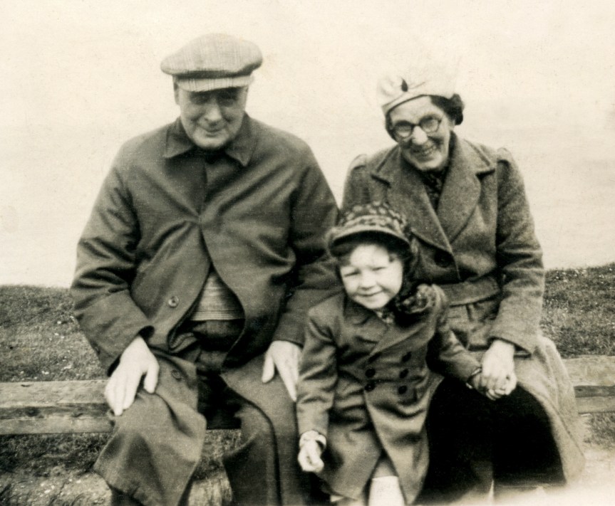 Albert &amp; Kate Beanland With Child