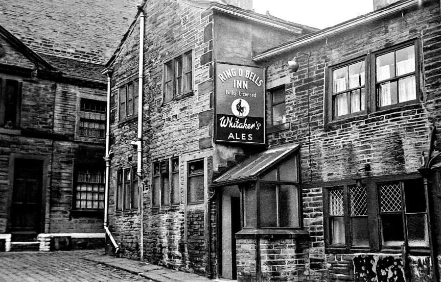 Ten From The Pub 2 : Ring Them&nbsp;Bells